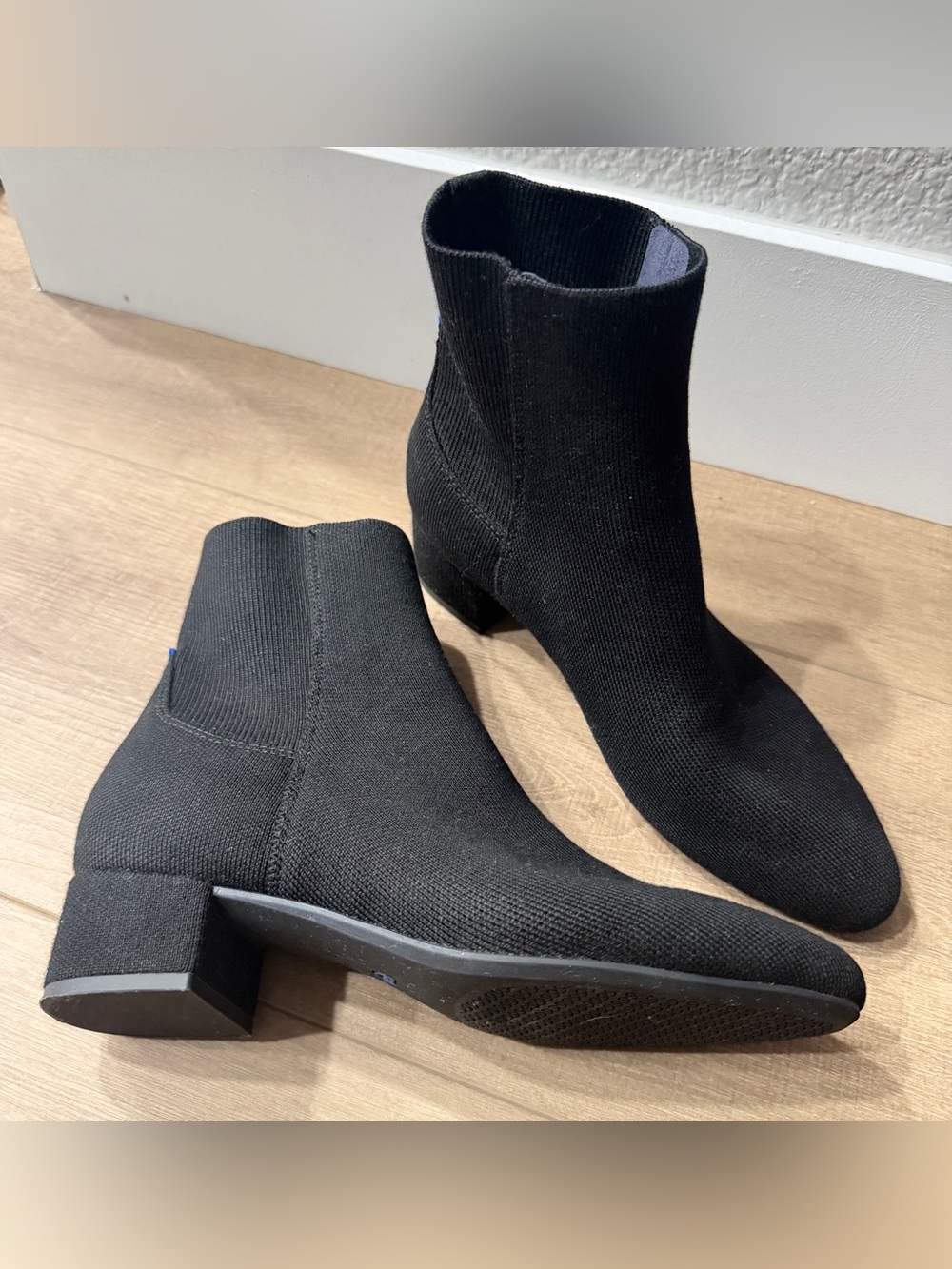 Rothys The Classic Boot Black Knit Ankle Booties Women Size 9 Low Block Heel - Picture 13 of 15
